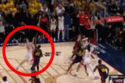NBA总决赛现疑似裁判失误